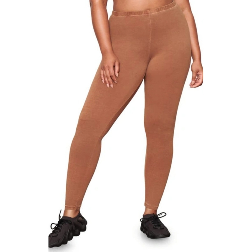 Skims NWT Outdoor Basics Leggings in Camel
